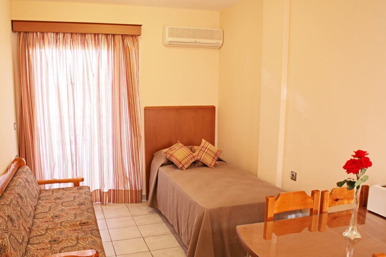 Sandys Studios Apartments And Log Villas Psalidi  Ngoại thất bức ảnh