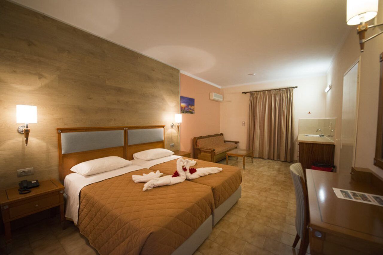 Sandys Studios Apartments And Log Villas Psalidi  Ngoại thất bức ảnh